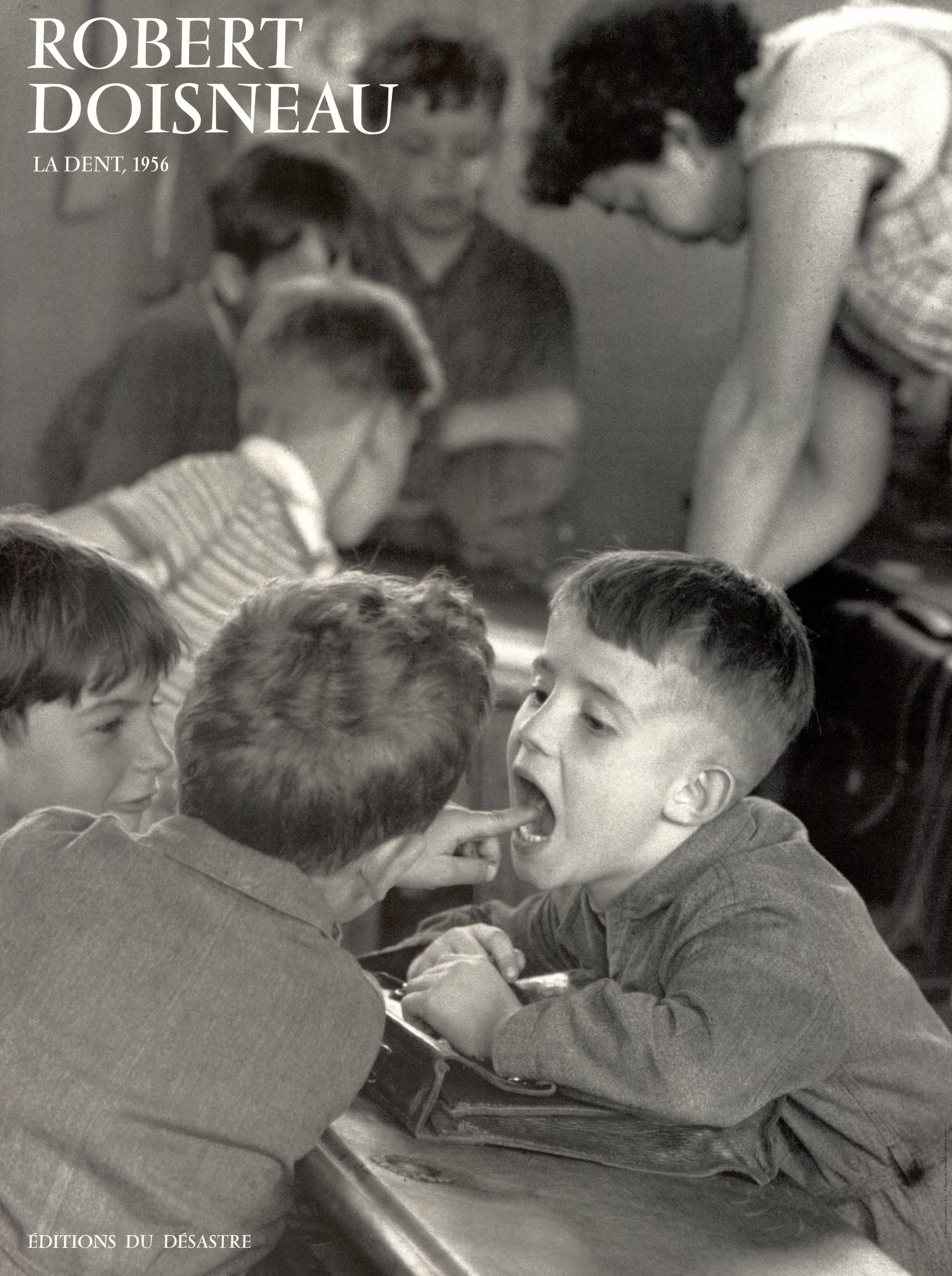 photographie avec photographe N56 monument a catherie 1956