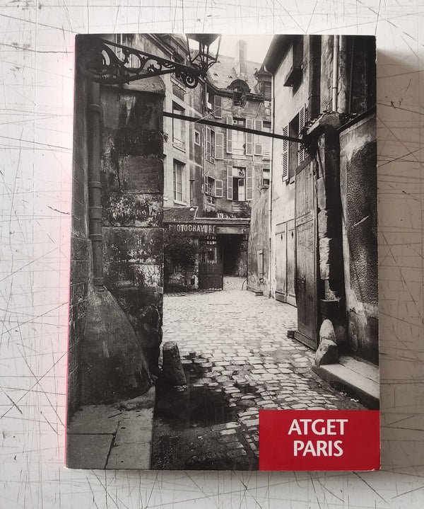Eugène Atget (24 Postcards Booklet)