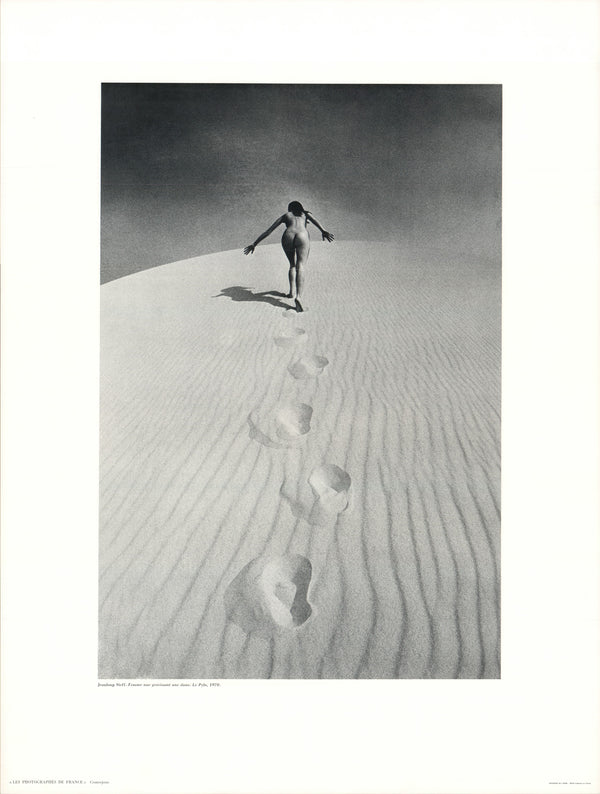 Femme nue, gravissant une dune, Le Pyla, 1970 by Jeanloup Sieff - 24 X 32 Inches (Art Print)