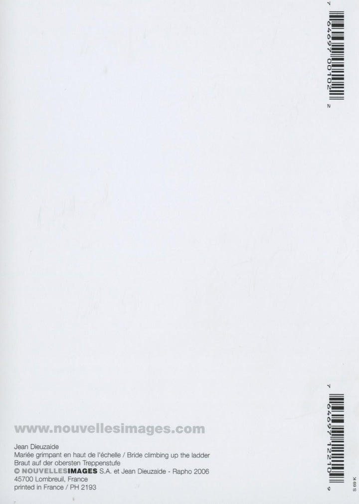 Mariée Grimpant en Haut de l'échelle by Jean Dieuzaide - 4 X 6 Inches (10 Postcards)