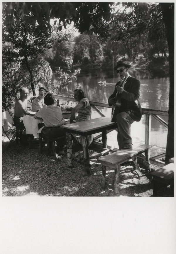 Champigny-sur-Marne by Willy Ronis - 4 X 6 Inches (10 Postcards)