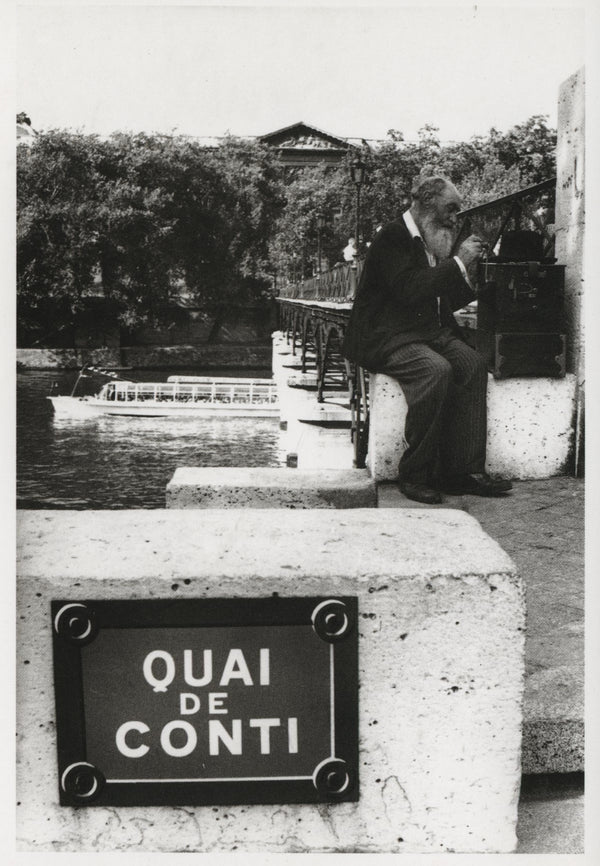 Paris, 1960 by Willy Ronis - 4 X 6 Inches (10 Postcards)