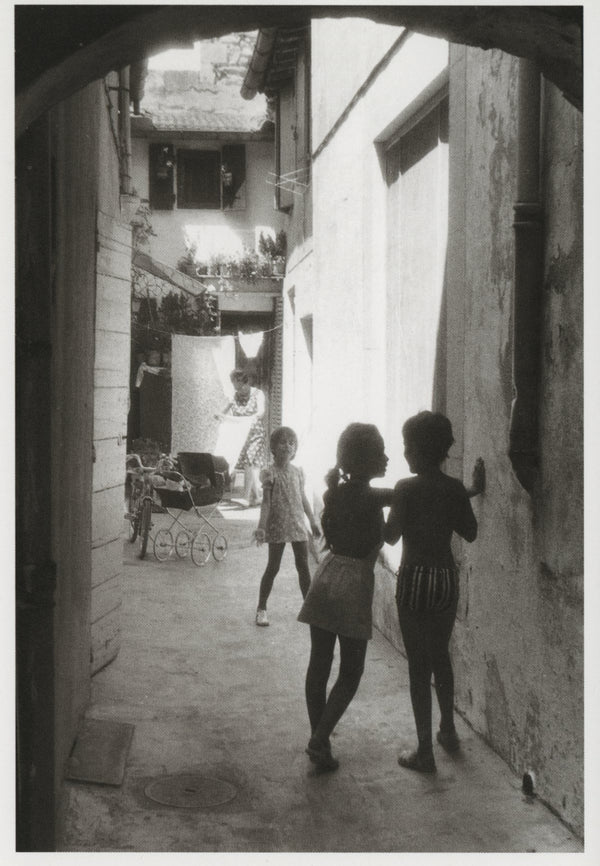 Arles, 1975 by Willy Ronis - 4 X 6 Inches (10 Postcards)