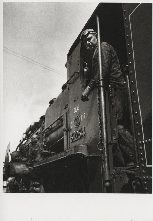 Gare du Nord by Willy Ronis - 4 X 6 Inches (10 Postcards)