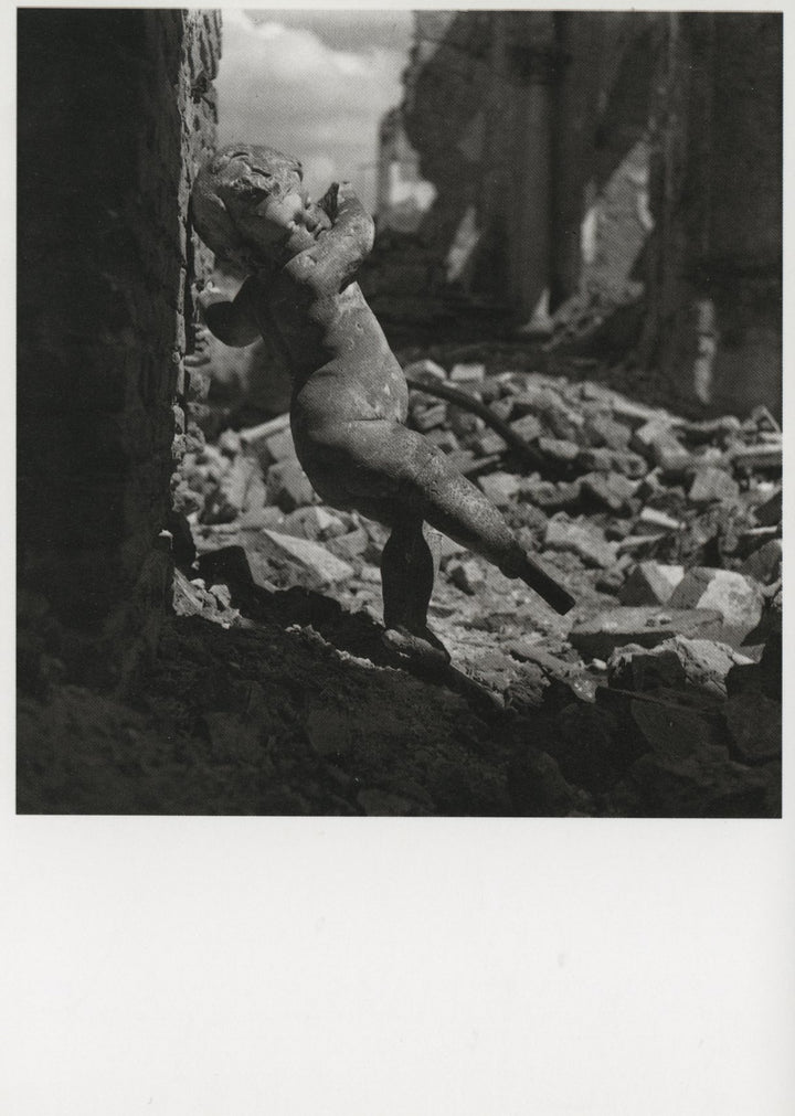 Dans les Ruines de Varsovie by Werner Bischof - 4 X 6 Inches (10 Postcards)