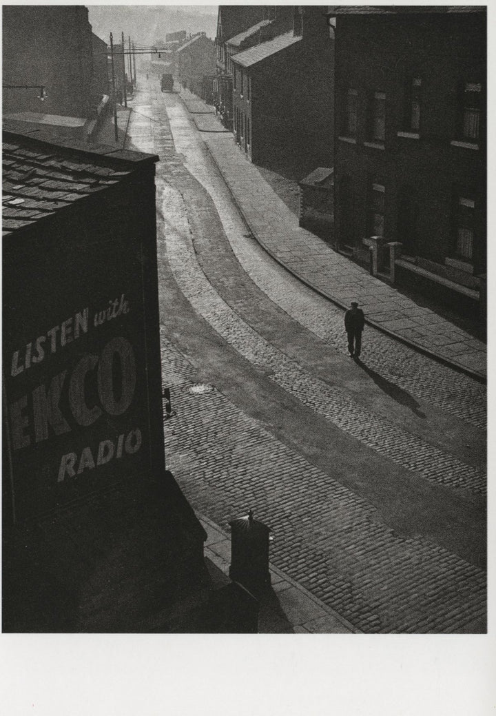 Dimanche Matin by Wolf Suschitzky - 4 X 6 Inches (10 Postcards)