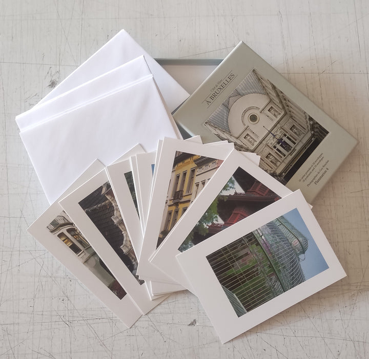 The Art of Living in Brussels by Guy Bouchet - 18 Postcards and Envelopes (Postcard box)