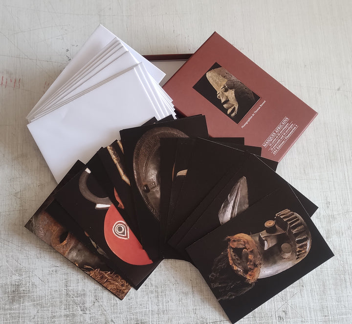 African Masks by Thomas Renaut - 18 Postcards and Envelopes (Postcard box)