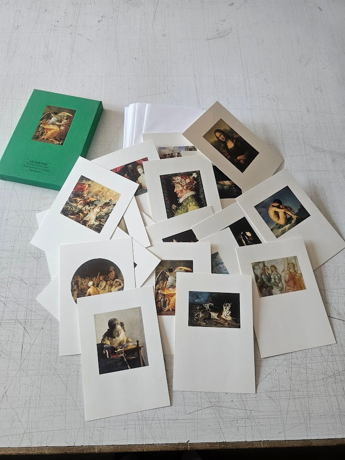 Le Louvre - 18 Postcards and Envelopes (Postcard box)