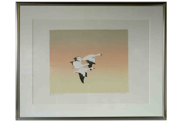 Oies blanches, 1980 par Roland Pichet - 30 X 38 pouces (gravure encadrée avec mat numéroté et signé)