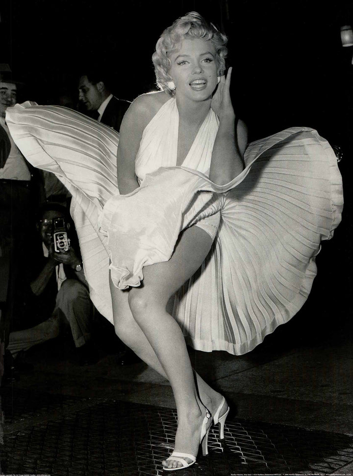 Marilyn Monroe, NYC, 1954 by Matthew Zimmerman - 24 X 32 Inches (Art Print)