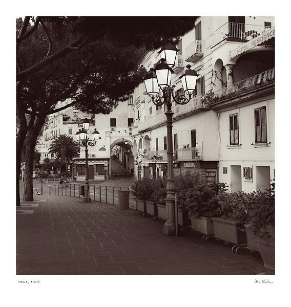 Strada, Amalfi by Alan Blaustein - 18 X 19 Inches (Art Print)