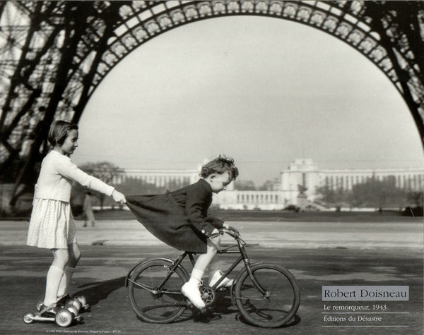 Le Remorqueur du champ de Mars, 1943 by Robert Doisneau - 10 X 12 Inches (Art Print)