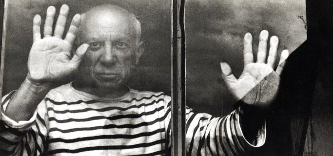 Picasso et les Petits Pains, 1952 by Robert Doisneau - 5 X 9" (Fold'n Please)