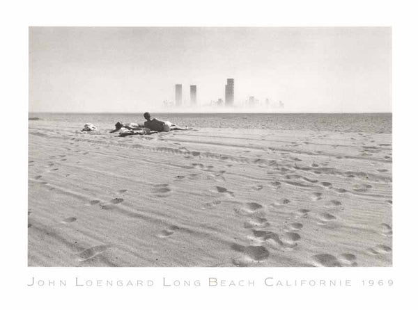 Long Beach, Californie, 1969 by John Loengard - 24 X 32 Inches (Art Print)