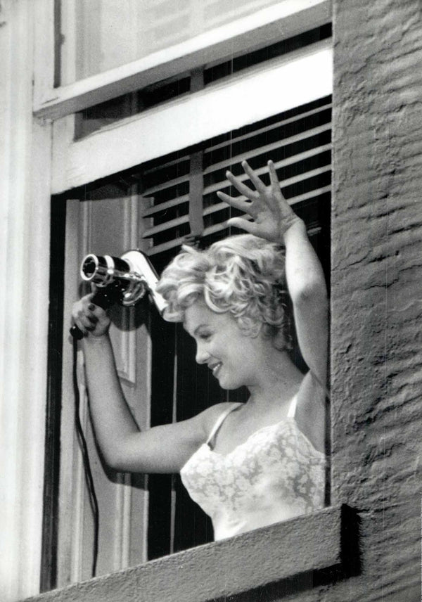 Marilyn Monroe par Bob Henriques - 20 X 28 pouces - Affiche d'art.