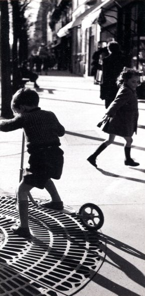 Boulevard Saint-Germain, Paris, 1951 - 4 X 8 pouces (Carte de voeux)