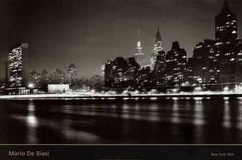 New-York, 1955 by Mario De Biasi) - 24 X 36 Inches (Art Print)